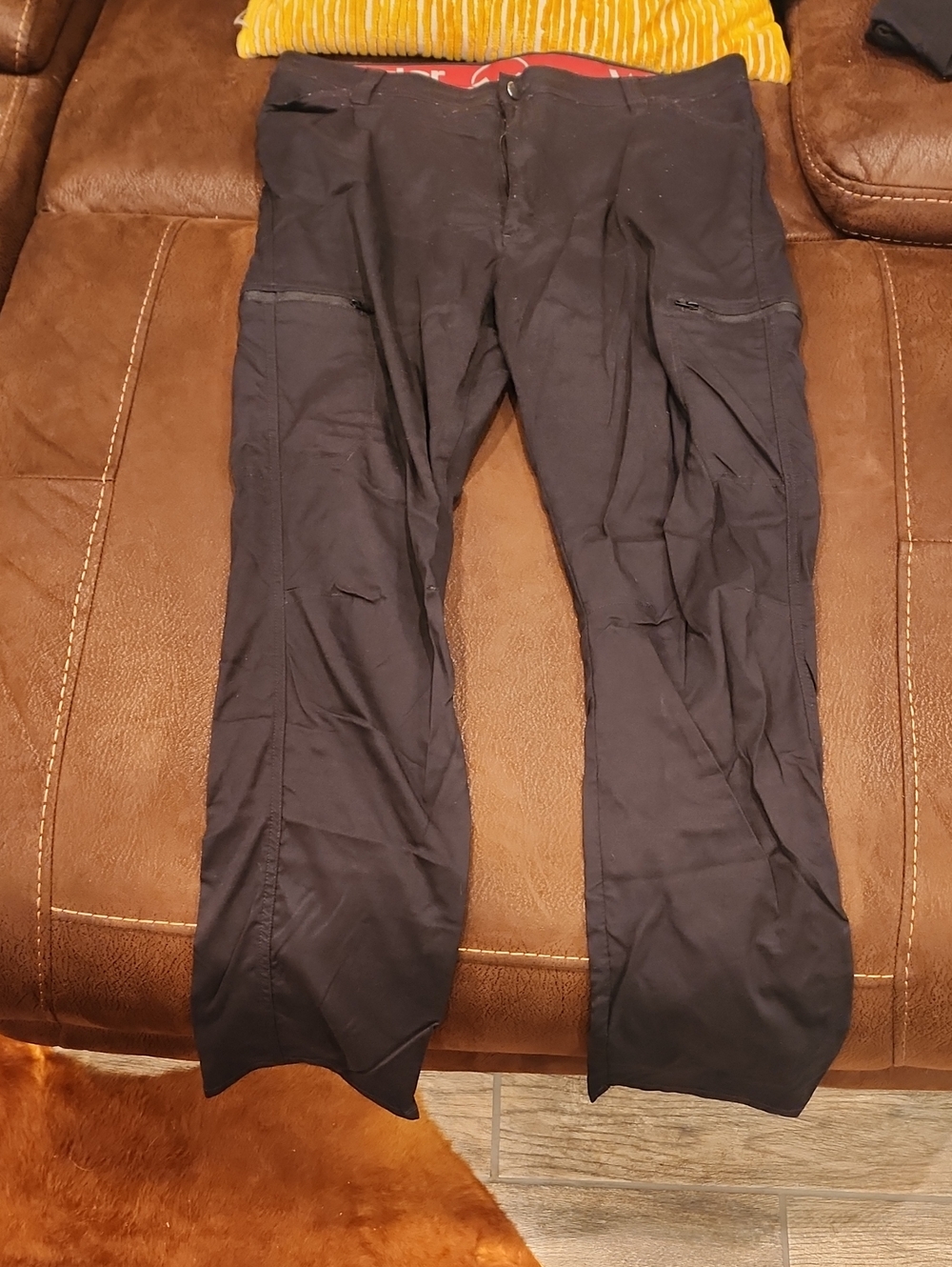Men's Wrangler Black Performance Cargo Pants